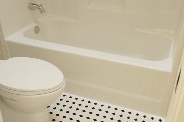 Fiberglass Tub Replacement in Dyer
